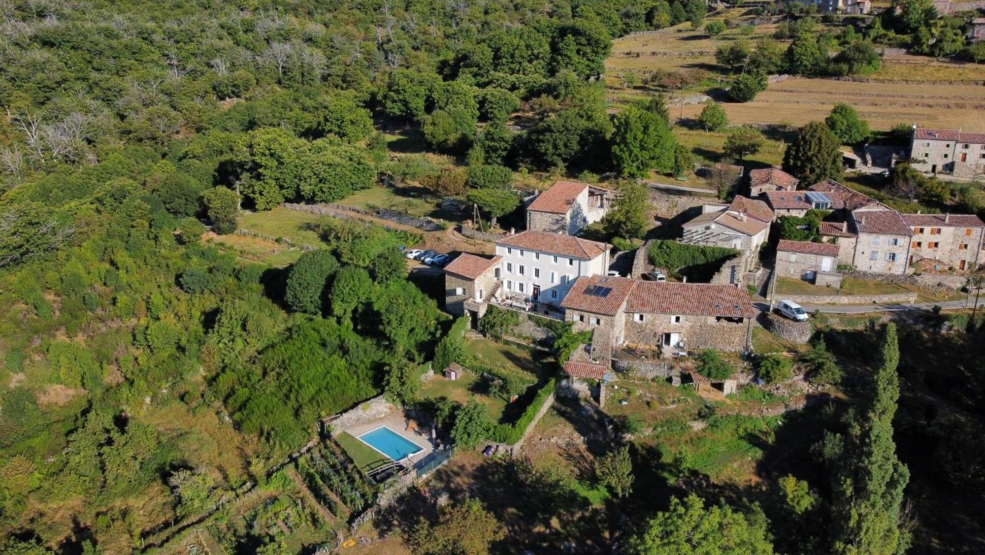 Les Chambres De La Ferme De Chalas Valgorge 外观 照片