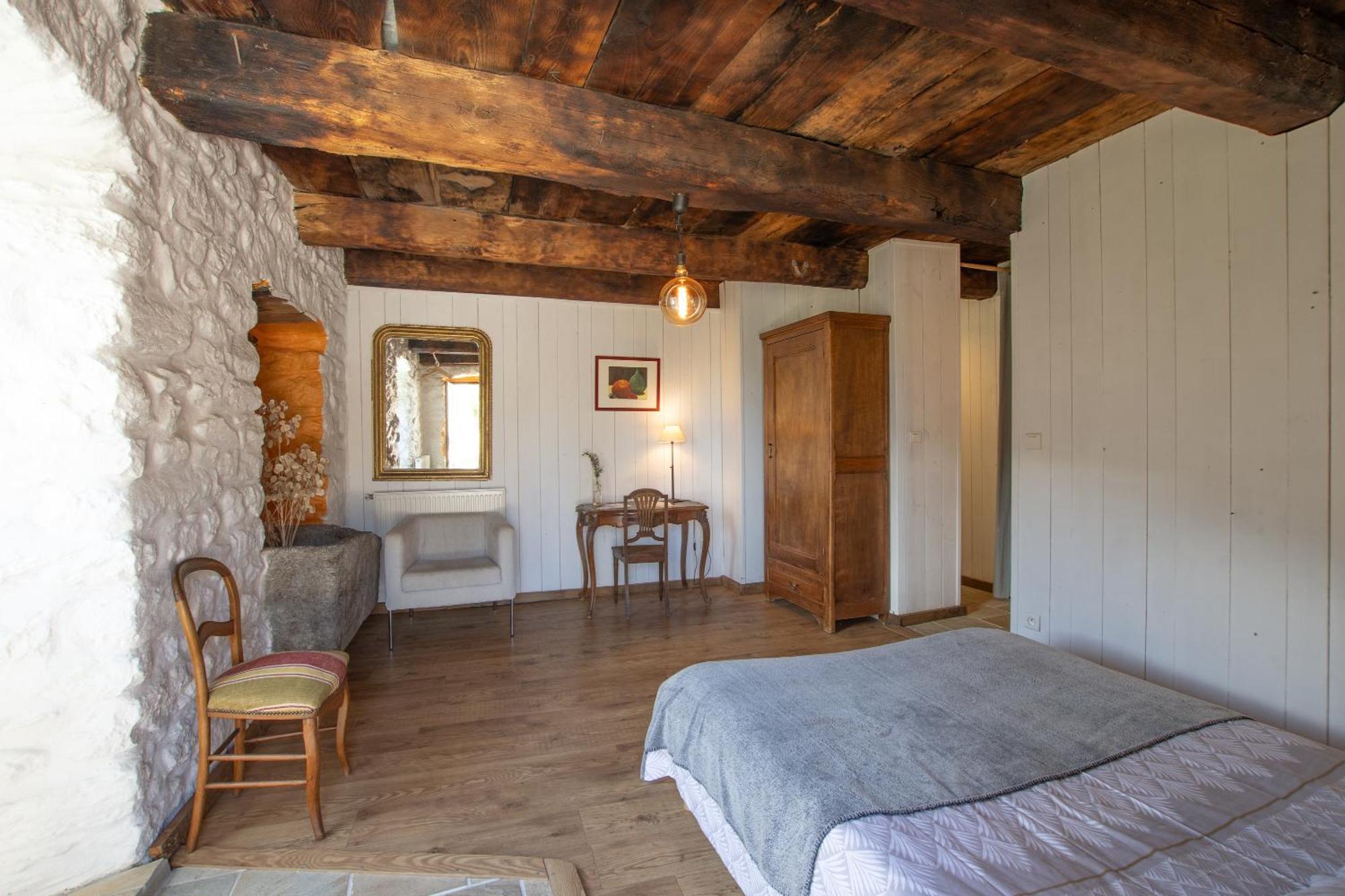 Les Chambres De La Ferme De Chalas Valgorge 外观 照片