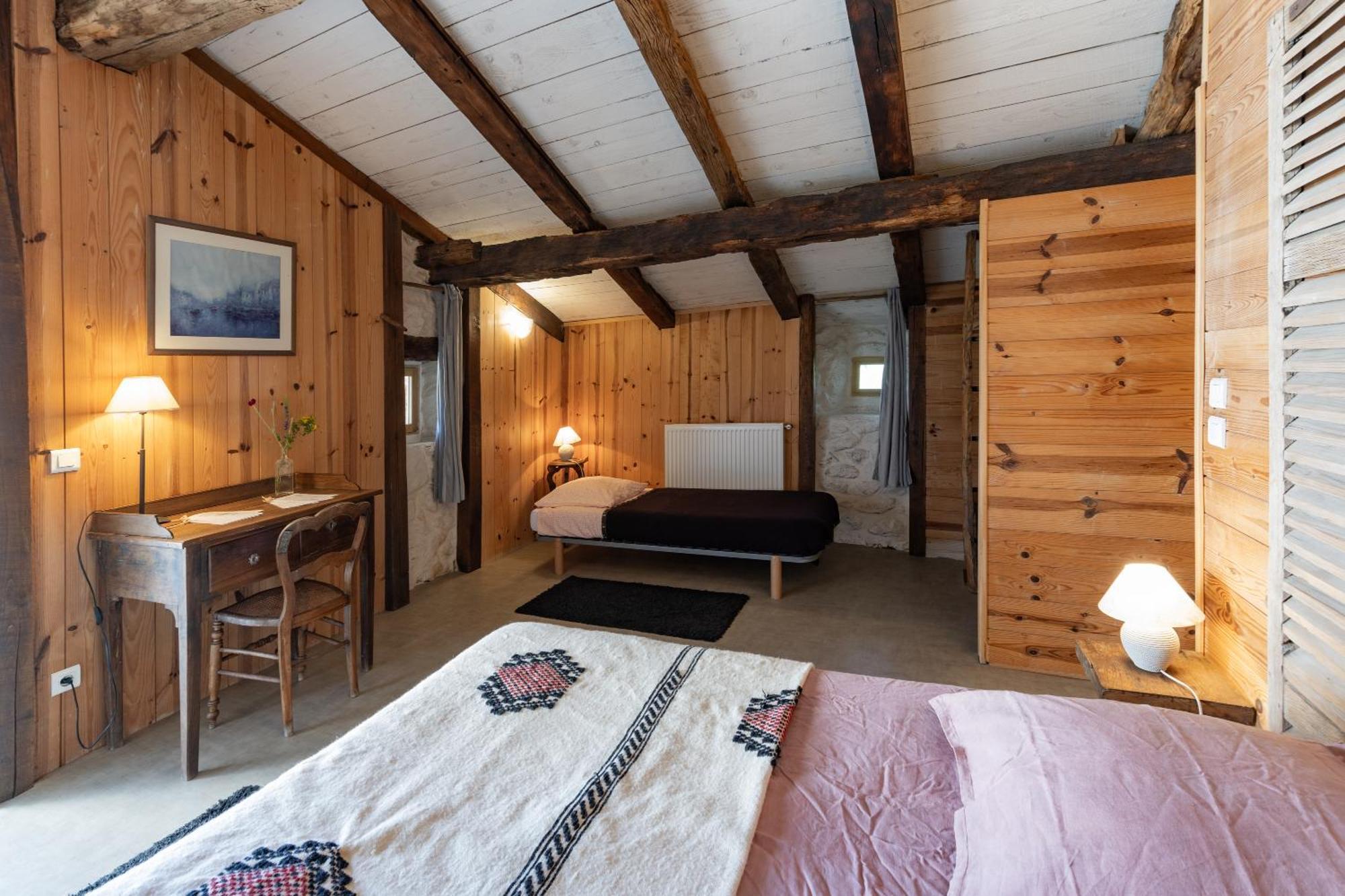 Les Chambres De La Ferme De Chalas Valgorge 外观 照片